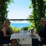 Sinuessa Terme Otel 3*