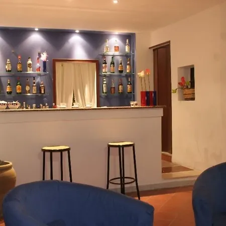 Hotel Sinuessa Terme 3*