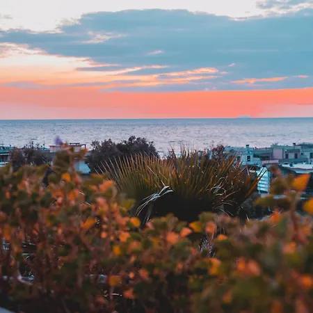 Sinuessa Terme 몬드라고네