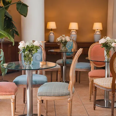 Sinuessa Terme 호텔 몬드라고네