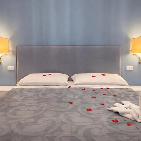 Sinuessa Terme 호텔 몬드라고네