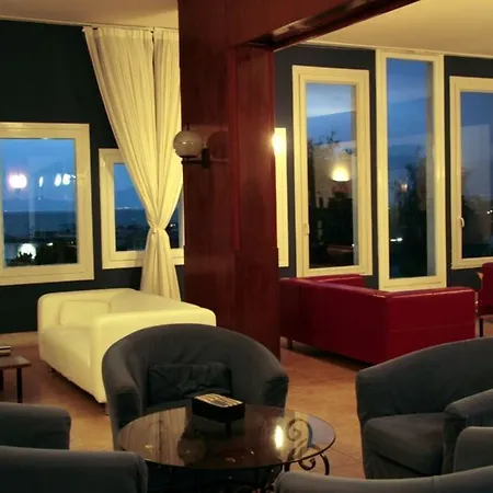 Sinuessa Terme 호텔