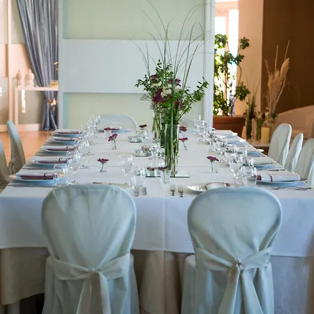 Sinuessa Terme 호텔